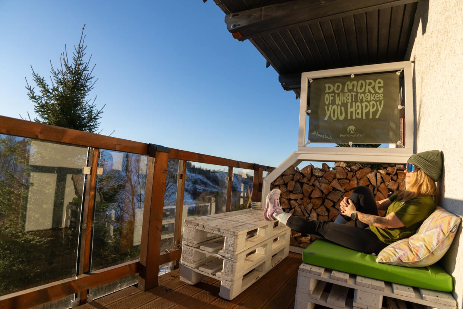 Mountainbike- & Outdoor-Sport-Unterkunft Harz-BnB Werkmeister - Chillen auf dem Balkon mit Blick auf den Matthias-Schmidt-Berg in Sankt Andreasberg